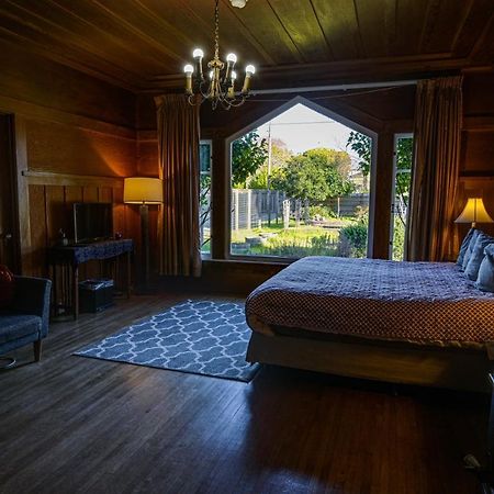 The Captains Quarters Fort Bragg Bagian luar foto