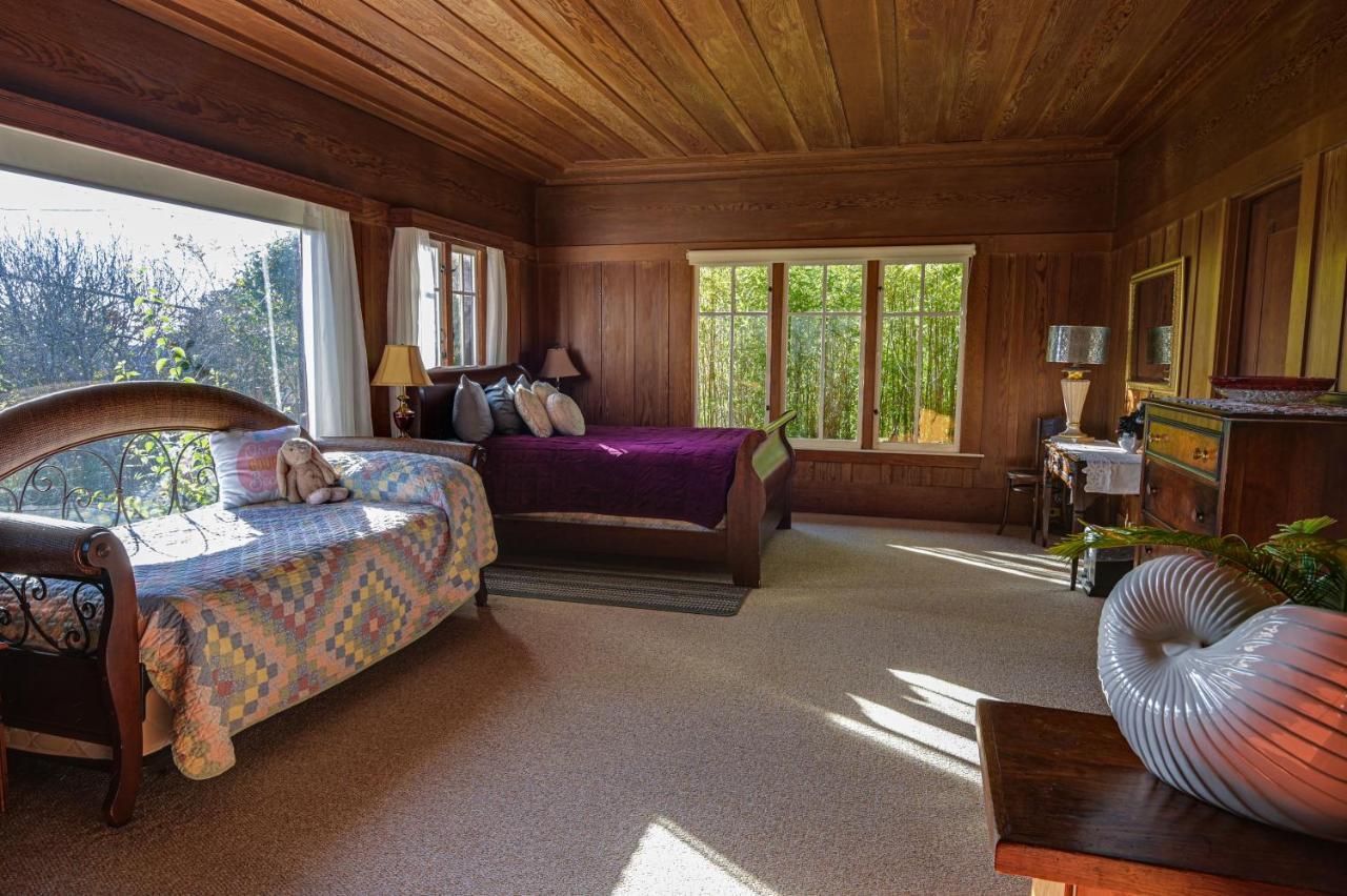 The Captains Quarters Fort Bragg Bagian luar foto