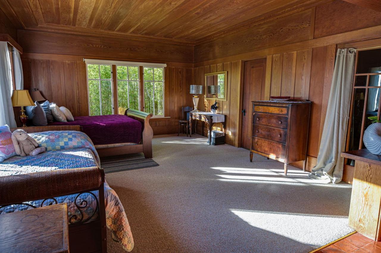 The Captains Quarters Fort Bragg Bagian luar foto