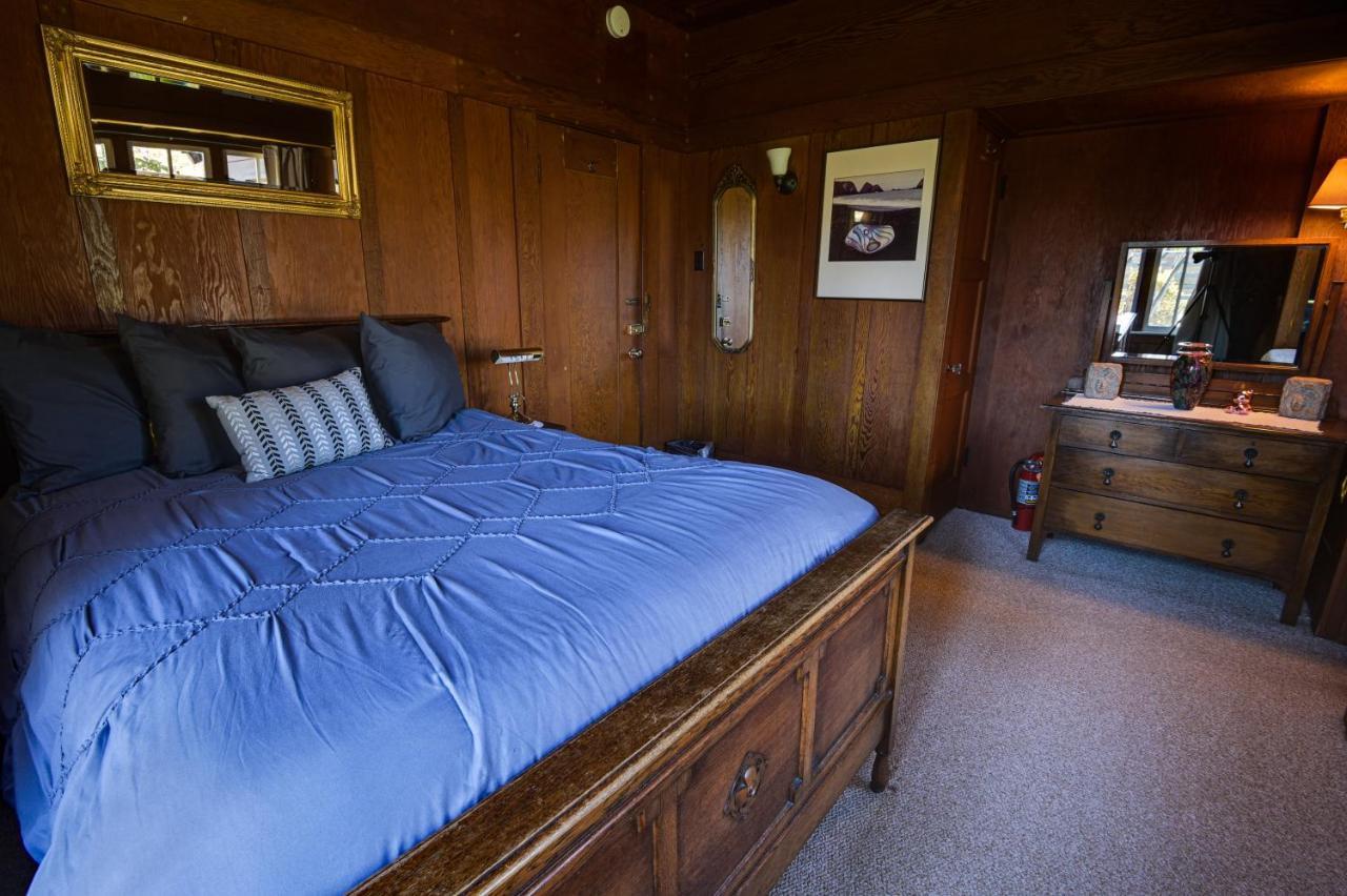 The Captains Quarters Fort Bragg Bagian luar foto