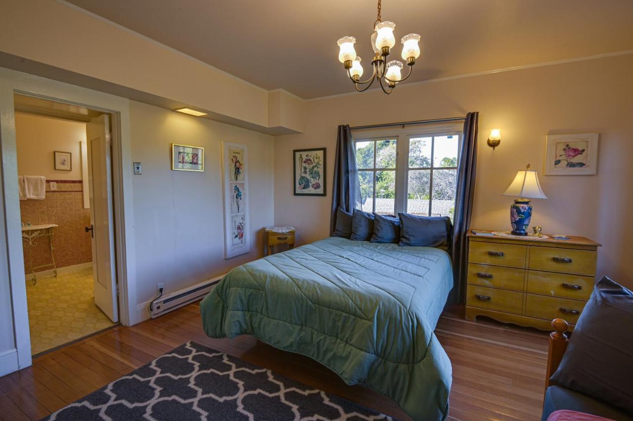 The Captains Quarters Fort Bragg Bagian luar foto