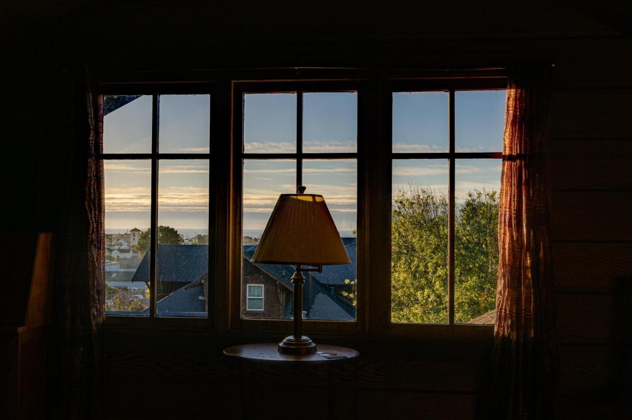 The Captains Quarters Fort Bragg Bagian luar foto