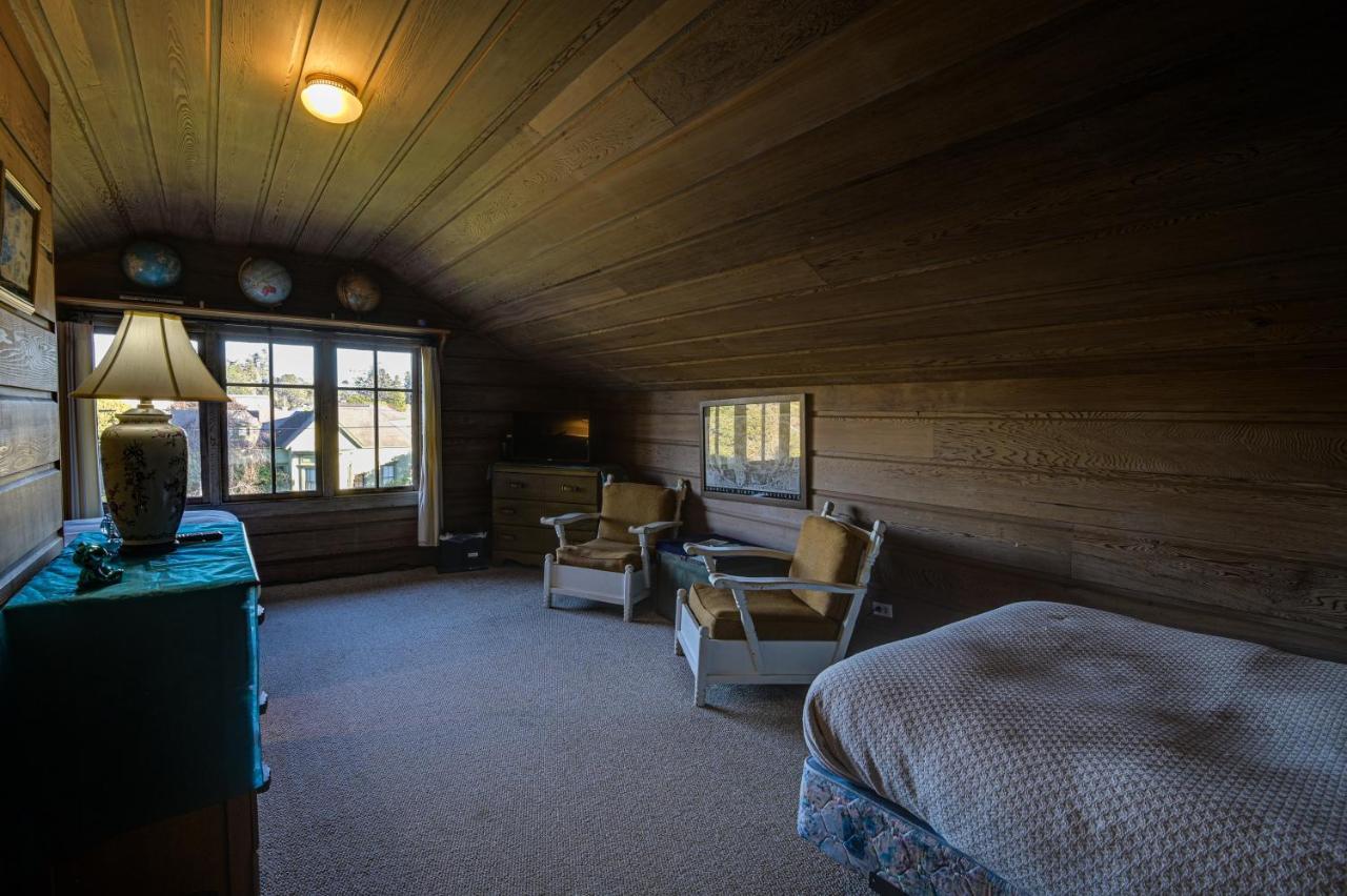The Captains Quarters Fort Bragg Bagian luar foto